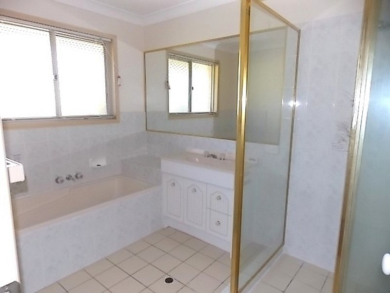 63 Glen Ayr Drive, Banora Point NSW 2486