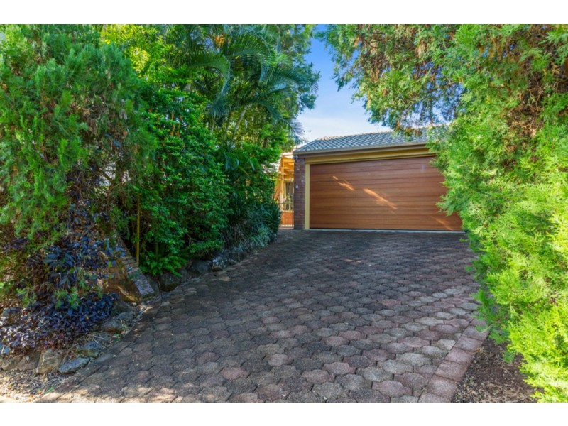 8 Toolona Avenue, Banora Point NSW 2486
