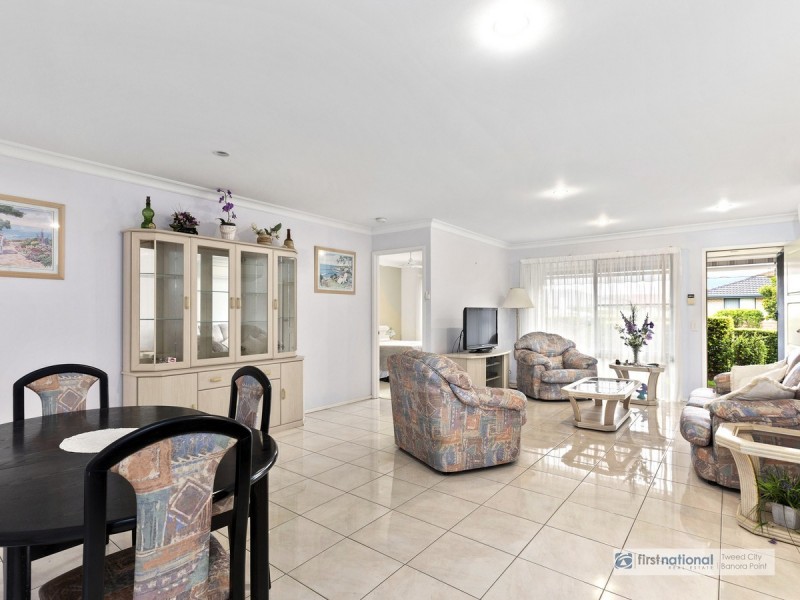 2/12 Trigonie Drive, Tweed Heads South NSW 2486