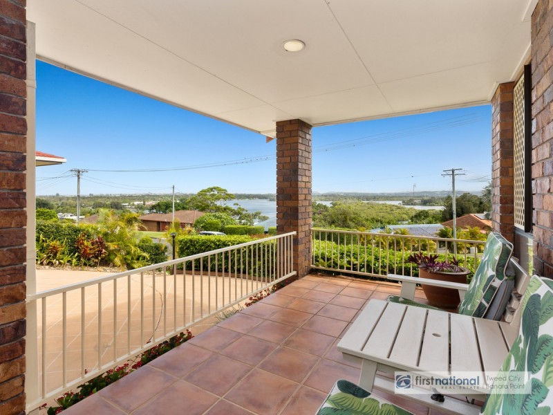 6 James Cook Drive, Banora Point NSW 2486