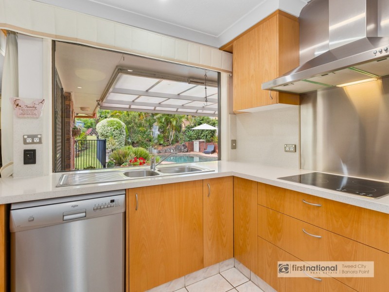 6 James Cook Drive, Banora Point NSW 2486