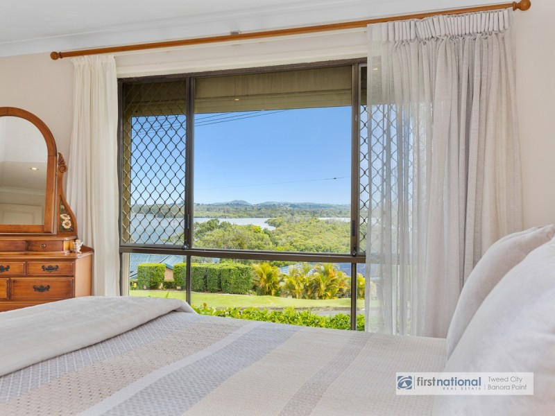 6 James Cook Drive, Banora Point NSW 2486