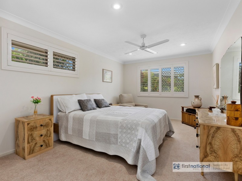 6 James Cook Drive, Banora Point NSW 2486