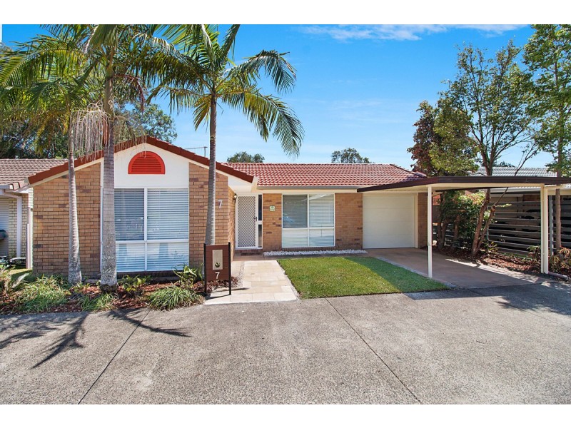 7 Blueberry Court, Banora Point NSW 2486