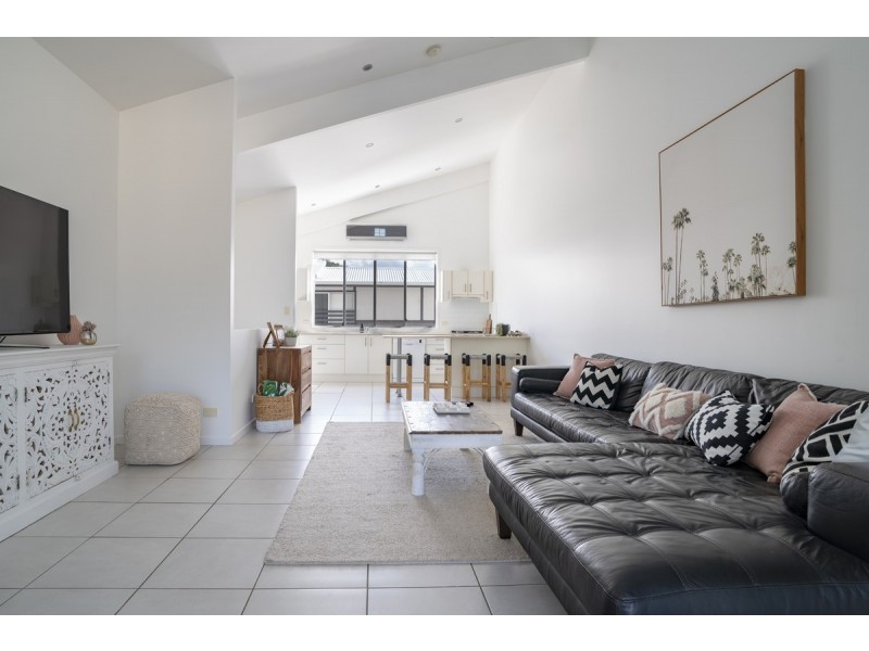 4/5 Peninsula Street, Hastings Point NSW 2489