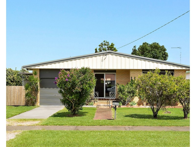 8 Sandra Street, Tweed Heads South NSW 2486