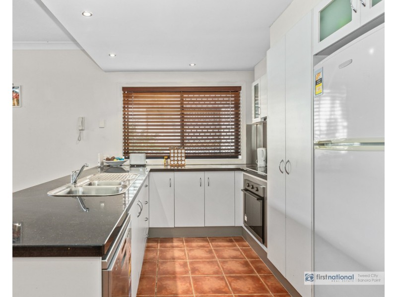 1/38-40 Tweed Street, Coolangatta QLD 4225