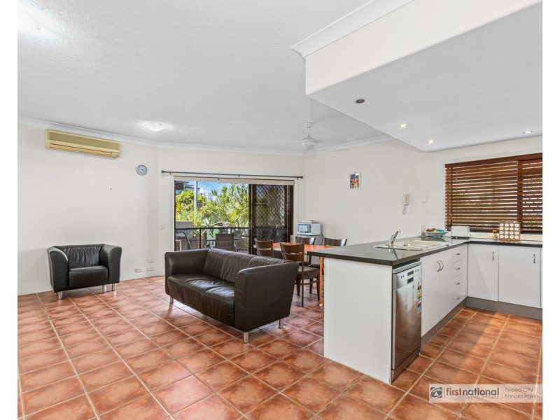 1/38-40 Tweed Street, Coolangatta QLD 4225