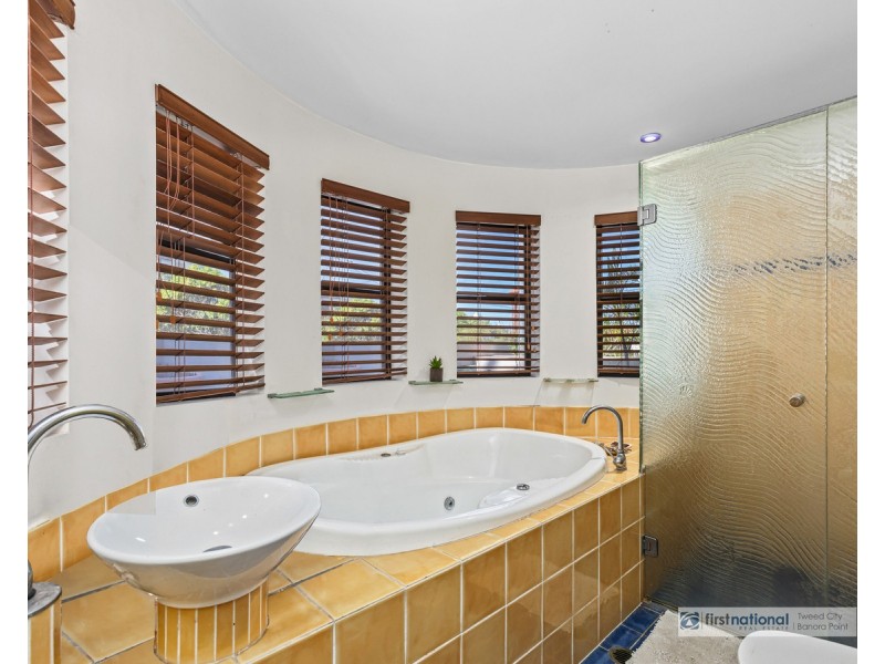 1/38-40 Tweed Street, Coolangatta QLD 4225