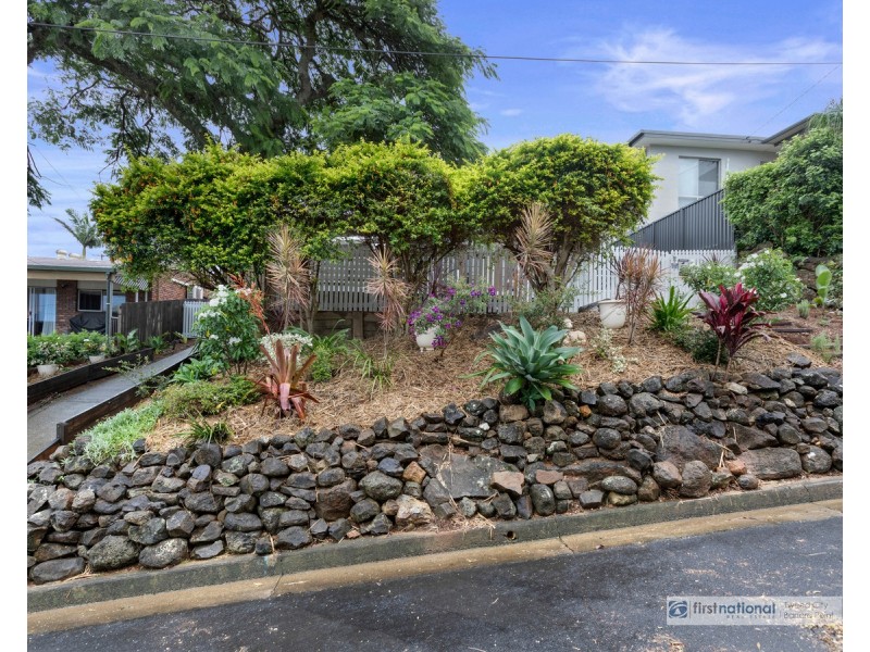 24 Seaview Street, Tweed Heads South NSW 2486