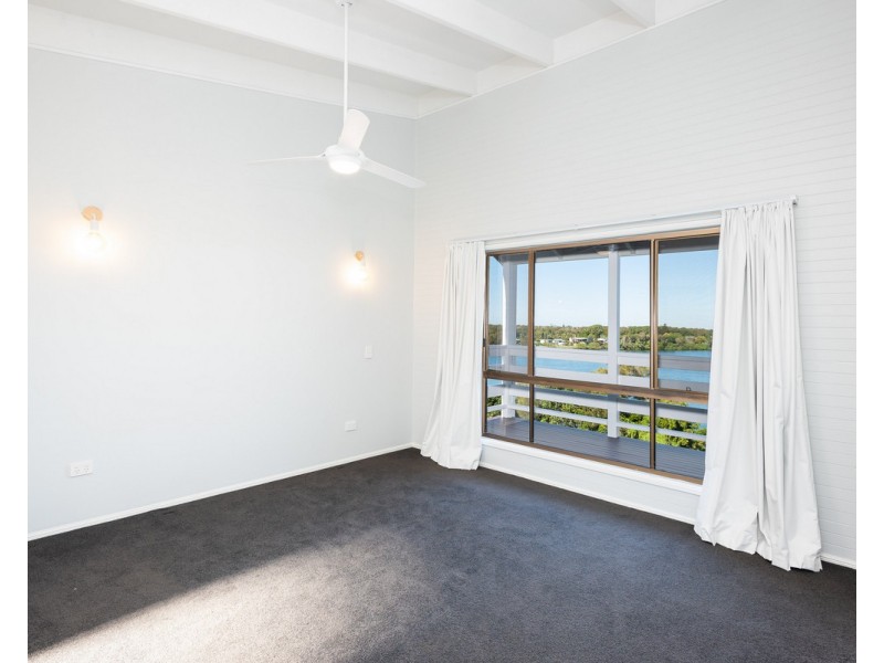 40 Hibiscus Parade, Banora Point NSW 2486