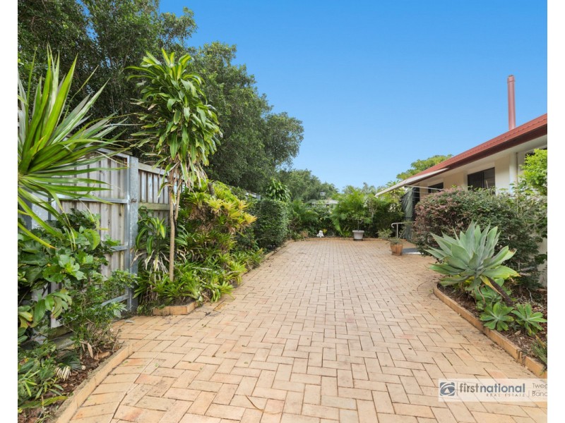 2/46 Blundell Boulevard, Tweed Heads South NSW 2486
