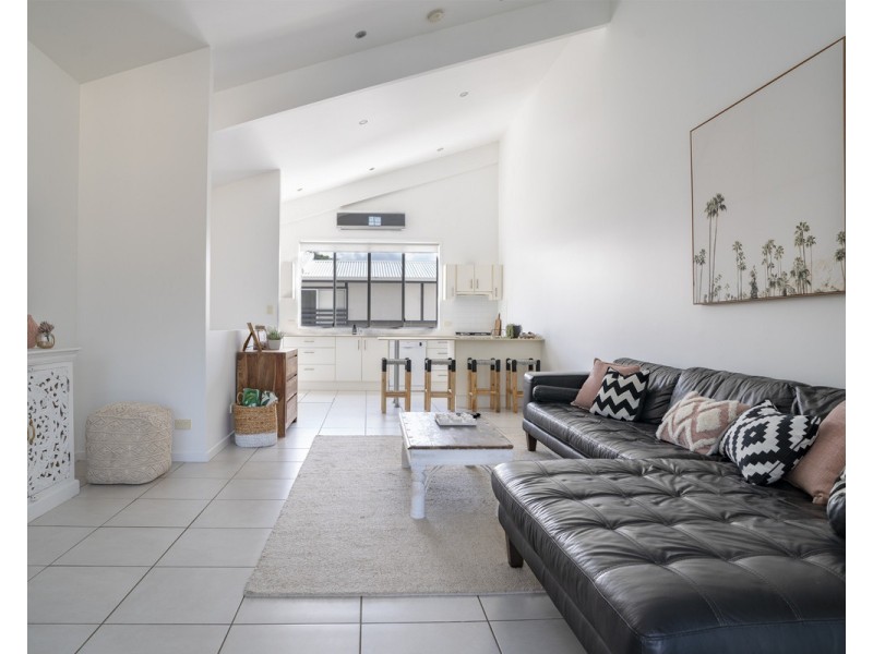 4/5 Peninsula Street, Hastings Point NSW 2489