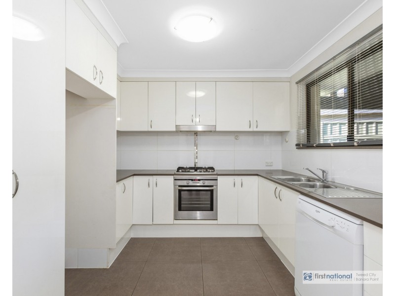 2/22 Wagtail Court, Burleigh Waters QLD 4220