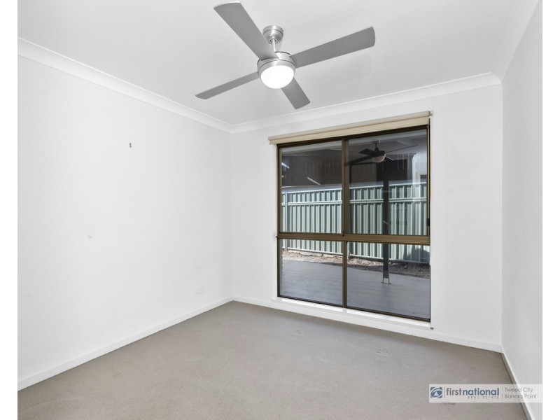 2/22 Wagtail Court, Burleigh Waters QLD 4220