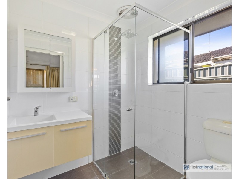 2/22 Wagtail Court, Burleigh Waters QLD 4220