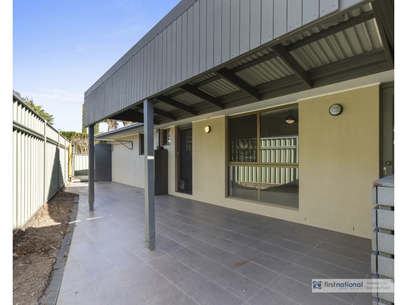 2/22 Wagtail Court, Burleigh Waters QLD 4220