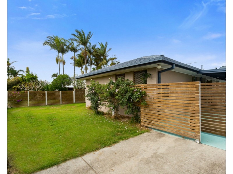 1/6 Andrew Avenue, Pottsville Beach NSW 2489