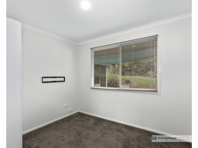 11 Lakeview Parade, Tweed Heads South NSW 2486