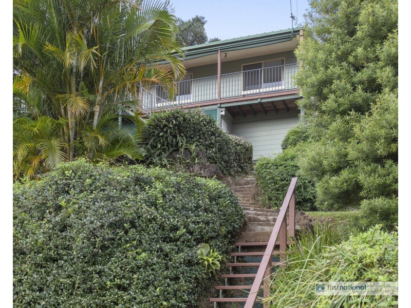 11 Lakeview Parade, Tweed Heads South NSW 2486