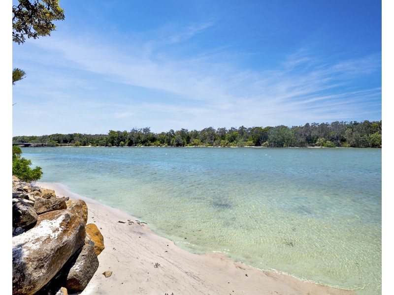 86 Overall Drive, Pottsville NSW 2489