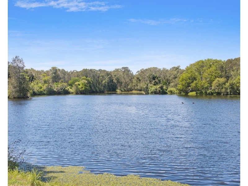 8 Port Drive, Tweed Heads South NSW 2486