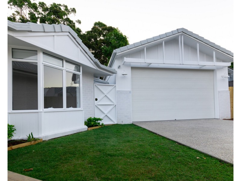 49 McKenzie Avenue, Pottsville Beach NSW 2489