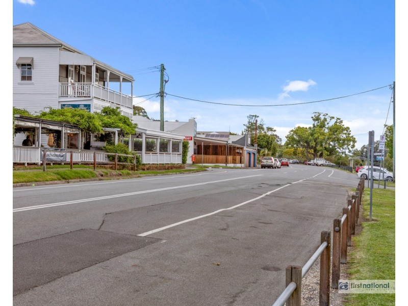 82 Riverside Drive, Tumbulgum NSW 2490