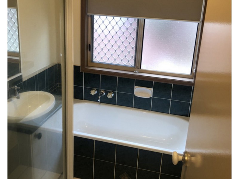 73 Hillcrest Avenue, Tweed Heads South NSW 2486