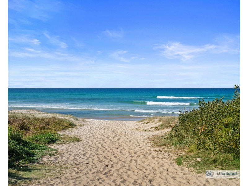 42 Main Road, Fingal Head NSW 2487