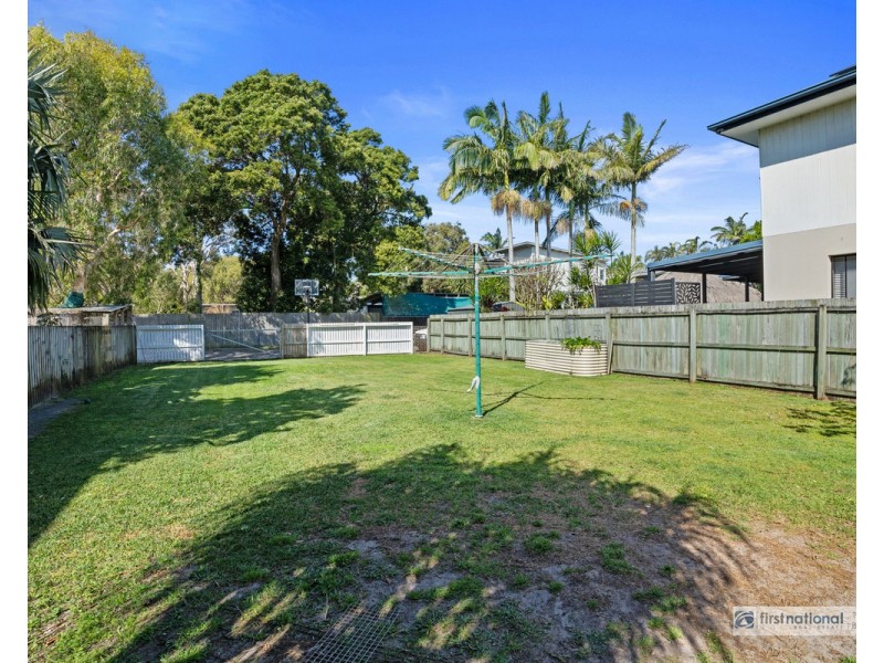 42 Main Road, Fingal Head NSW 2487