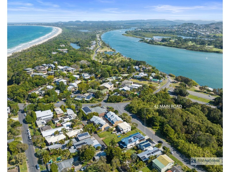42 Main Road, Fingal Head NSW 2487
