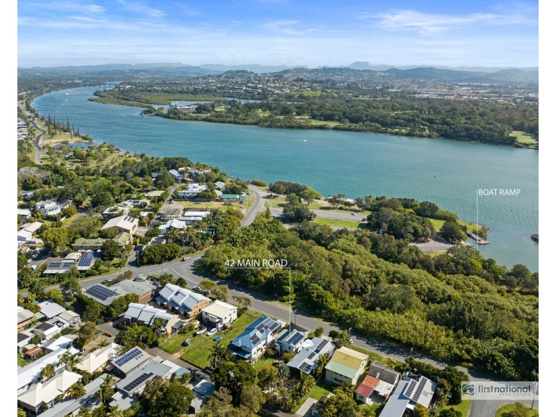 42 Main Road, Fingal Head NSW 2487