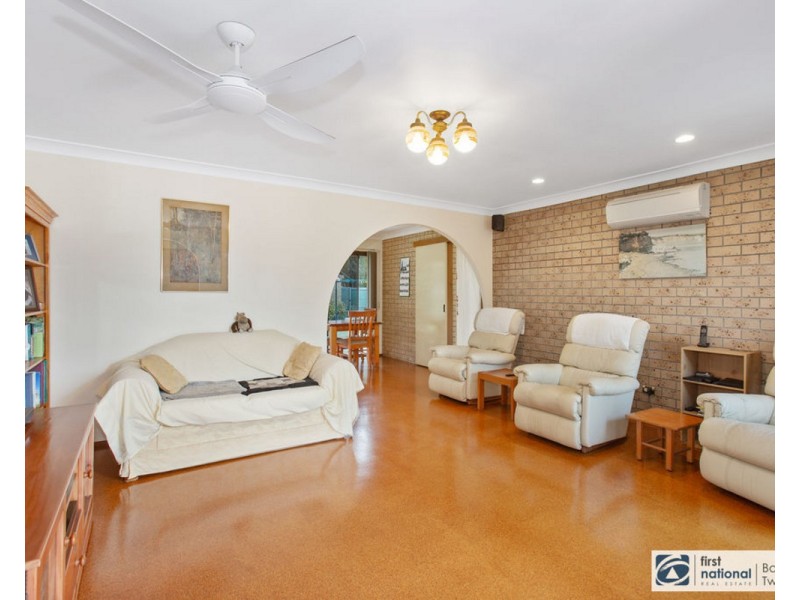 22 Blundell Boulevard, Tweed Heads South NSW 2486