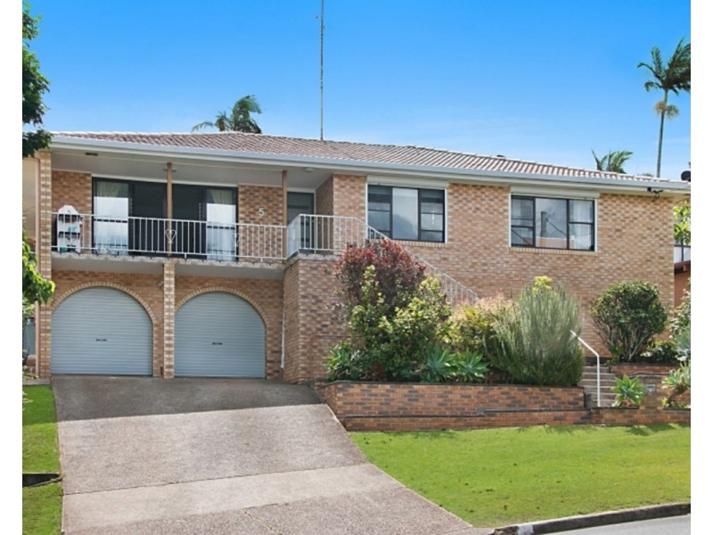 5 Mibbin Parade, Banora Point NSW 2486