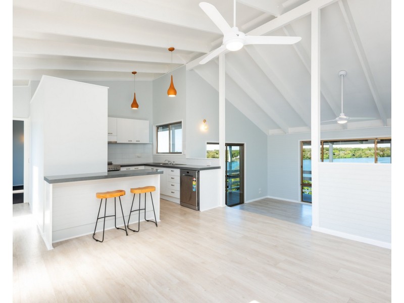 40 Hibiscus Parade, Banora Point NSW 2486