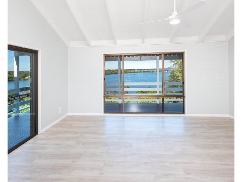 40 Hibiscus Parade, Banora Point NSW 2486