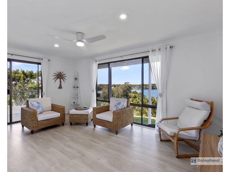 40 Hibiscus Parade, Banora Point NSW 2486