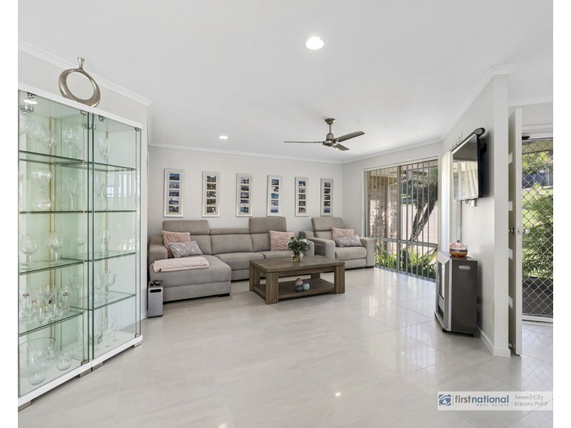 22 Clonakilty Close, Banora Point NSW 2486