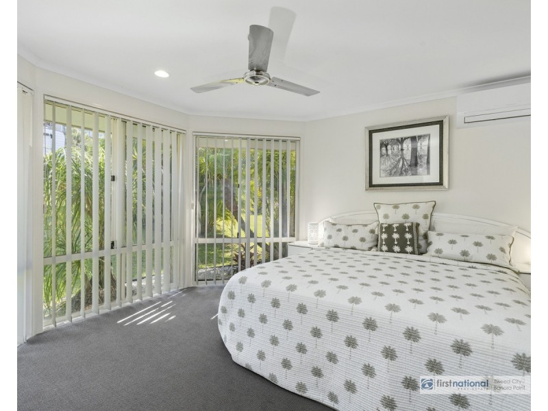 22 Clonakilty Close, Banora Point NSW 2486