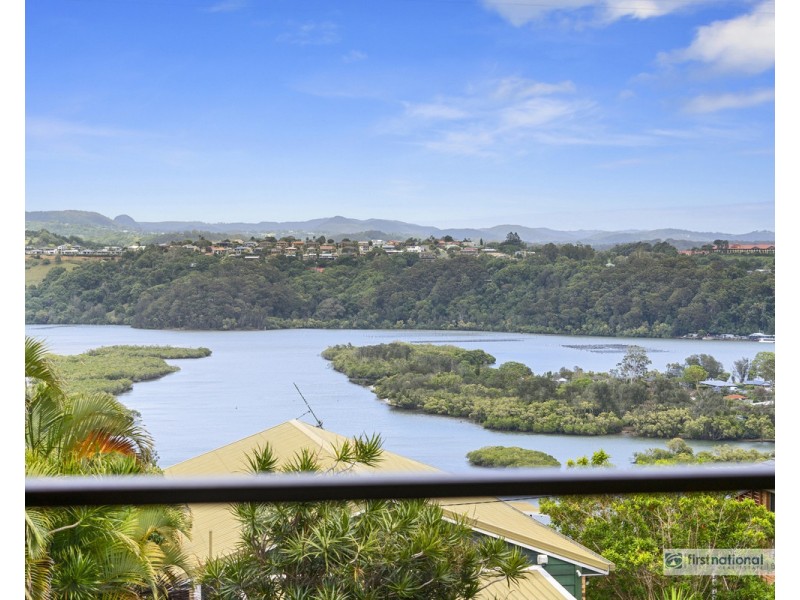 75 Hillcrest Avenue, Tweed Heads South NSW 2486