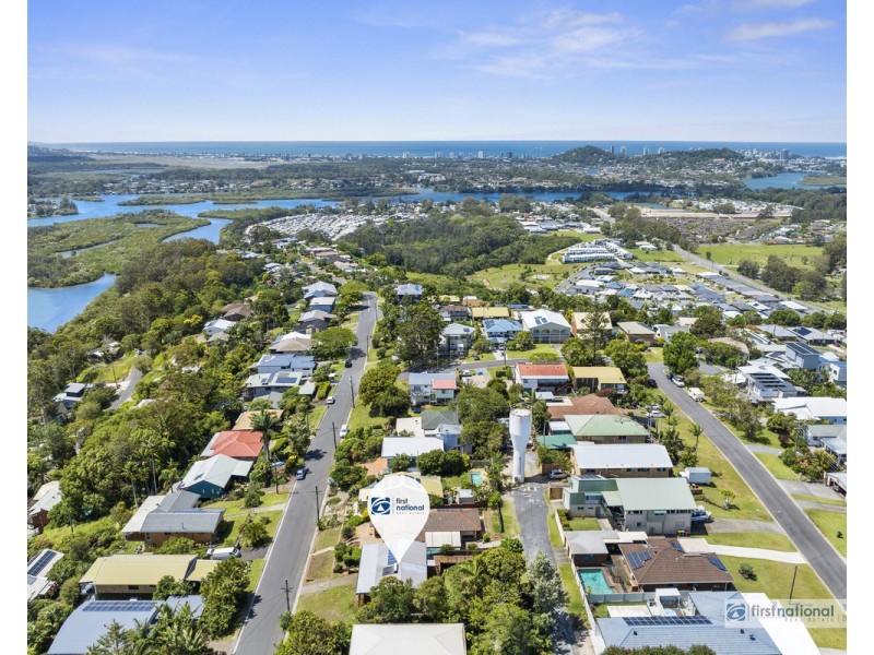 75 Hillcrest Avenue, Tweed Heads South NSW 2486
