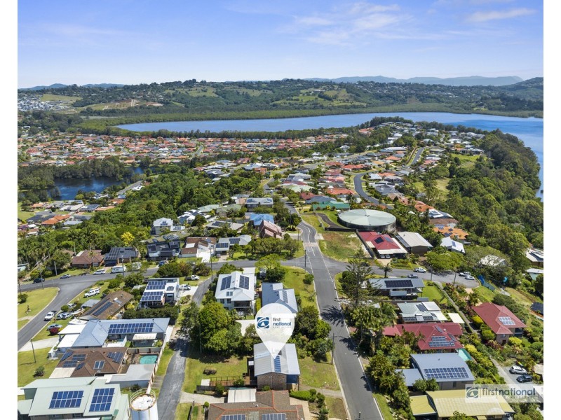 75 Hillcrest Avenue, Tweed Heads South NSW 2486