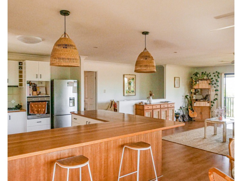 34 St Andrews Way, Banora Point NSW 2486