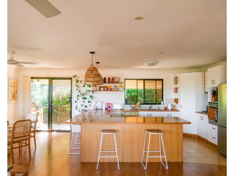 34 St Andrews Way, Banora Point NSW 2486