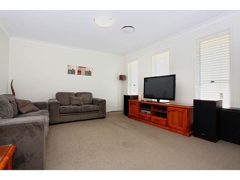 31 Whipbird Cct, Victoria Point QLD 4165