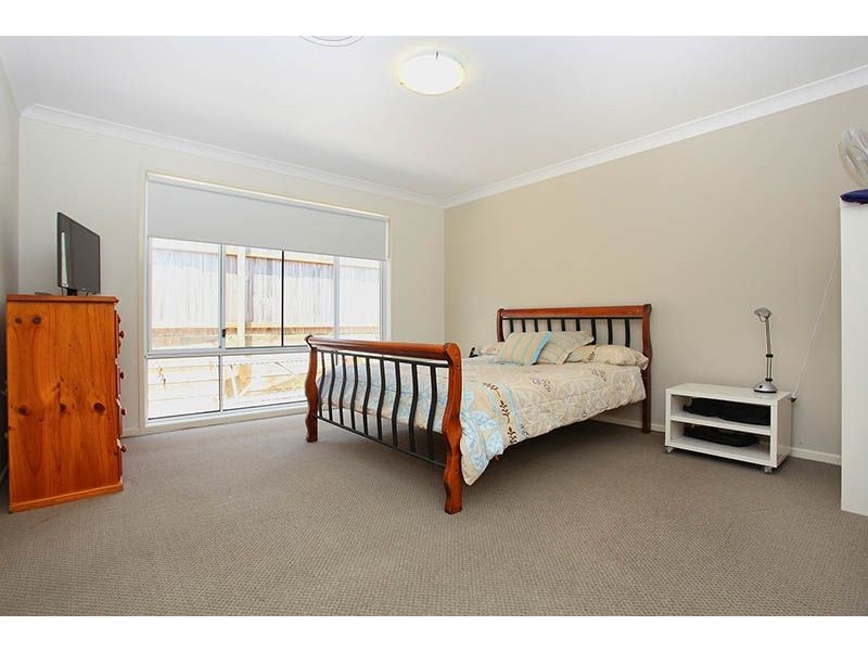 31 Whipbird Cct, Victoria Point QLD 4165