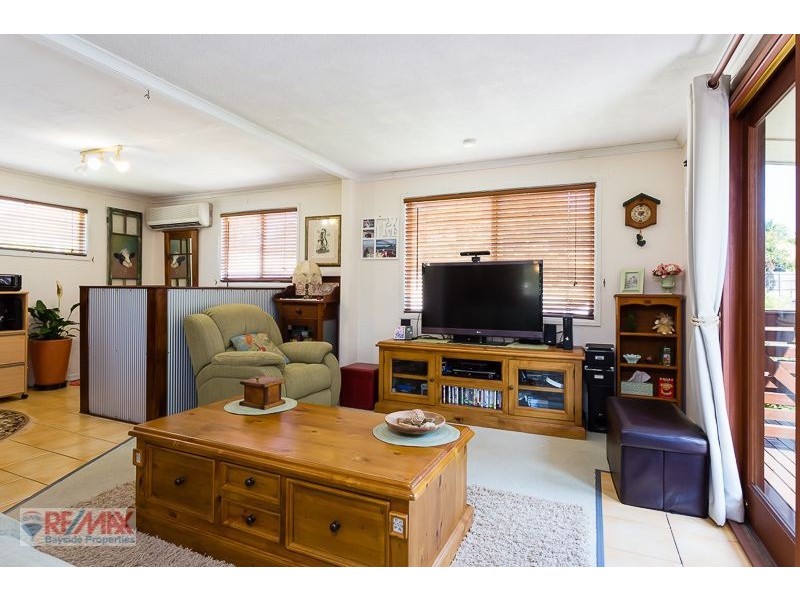 2 Oakland Avenue, Redland Bay QLD 4165