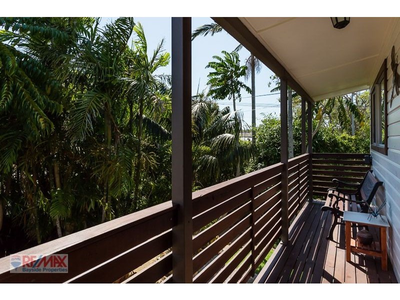 2 Oakland Avenue, Redland Bay QLD 4165