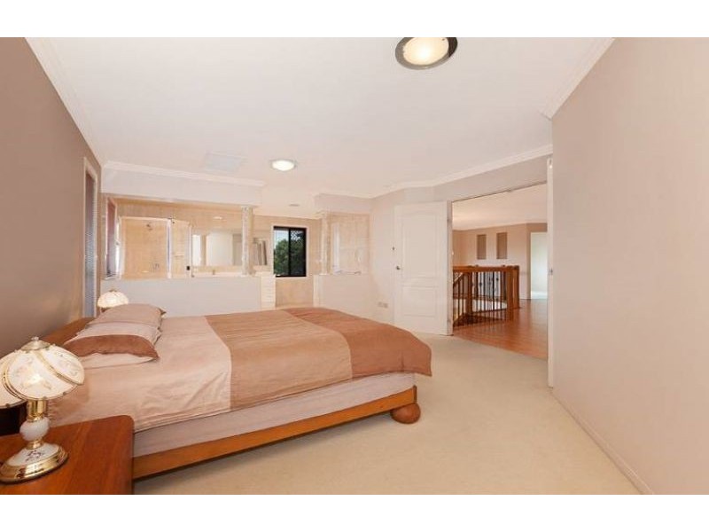 70 Belford Drive, Wellington Point QLD 4160